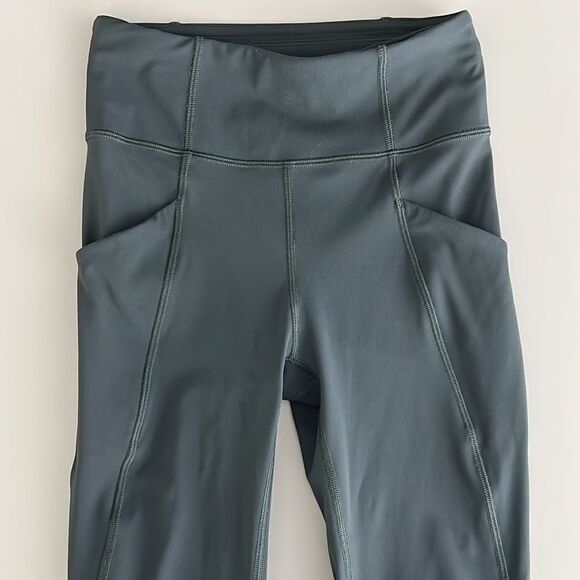 Lululemon Time To Sweat Crop *23" Melanite Size 2 - Picture 9 of 14